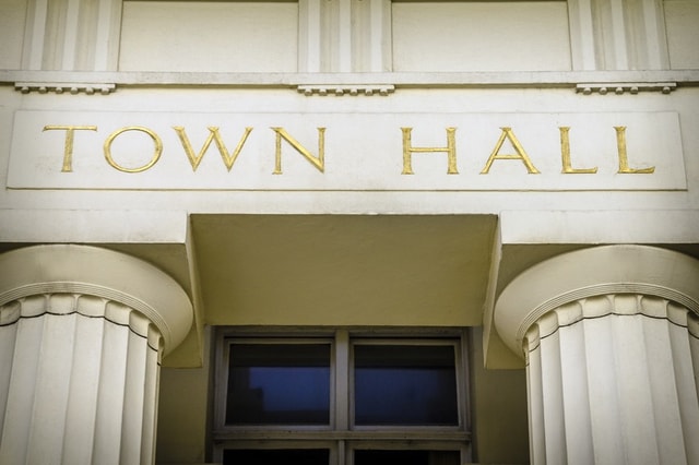 3 City Council & Town Hall Meeting Agenda Examples To Replicate