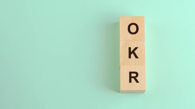 OKR Examples (& How To Track Them)